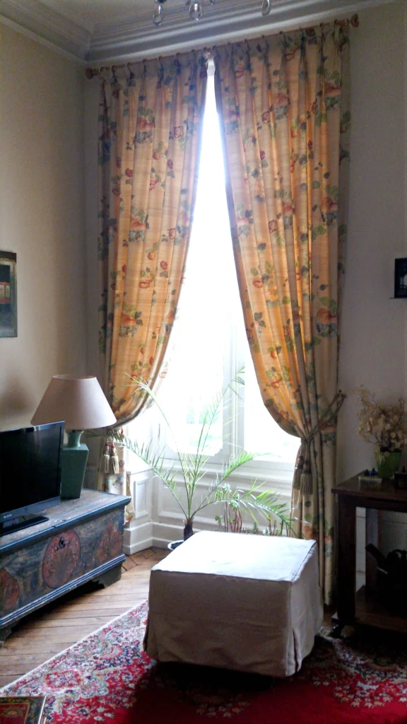 Home Paire Rideaux Sur Mesure Embrasse Houles Vichy.webp 576x1024